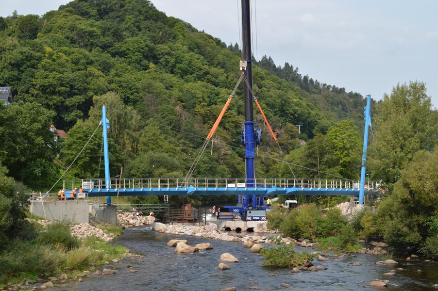 Neue Radbrücke